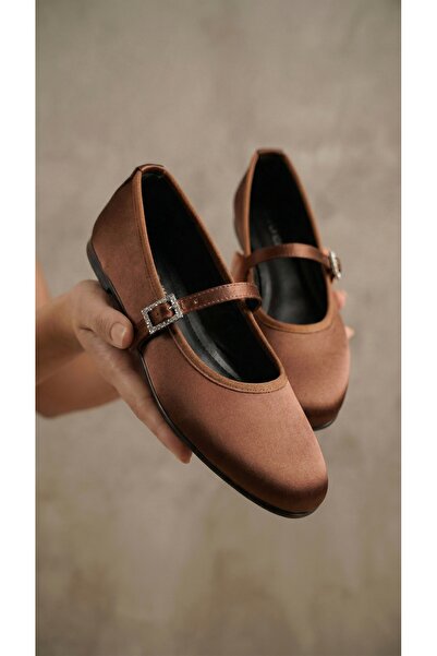 Beyond Women's Brown Satin Stylish Buckle Ballerinas 1cm Byndstnb01