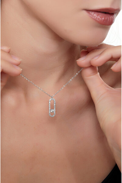Bijuty قلادة فولاذية هندسية فضية اللون مرصعة بحجر الزركون - (مع هدية مفاجئة)
