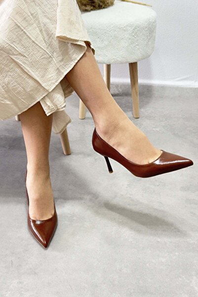 Modezya Queen Taba Rustic Women's Pointed Toe Stiletto