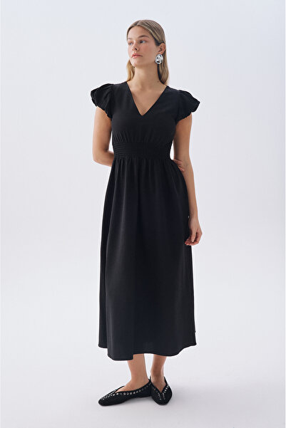 Mudo Short Sleeves, Waist Detail, Straight Cut Midi Dress