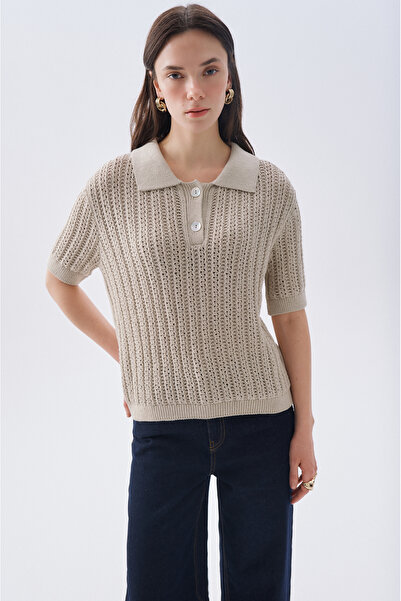 Mudo سترة بولو كبيرة الحجم ذات ياقة من الكتان ومزيج من الأقمشة وذات أكمام قصيرة