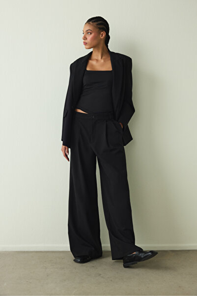 Penti CUPsecret Kendinden Pedli Siyah Kare Yaka Kalın Askılı Büstiyer