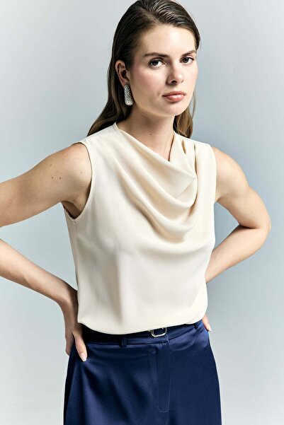 Sateen Αμάνικη μπλούζα με γιακά Degaje - Μπεζ