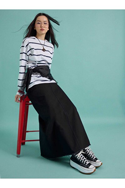 Benin Fusta clasică din denim cu detalii cu ciucuri - Negru -