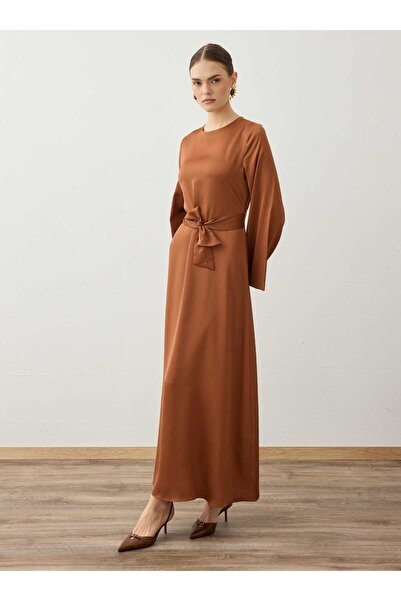 Refka Rochie cu detaliu de legare în talie - Camel -