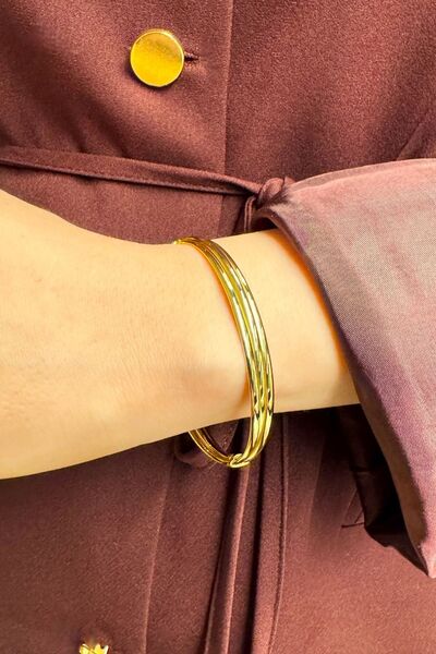 Hepimitu 14 Ayar Altın Kelepçe Bilezik