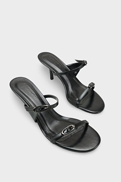 Capone Outfitters Gerda Yuvarlak Burunlu Çift Tokalı Orta Topuklu Şık Kadın T...