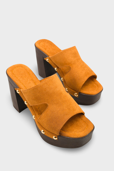 Capone Outfitters Jelene Platform Single Strap Women's Sabo Slipper