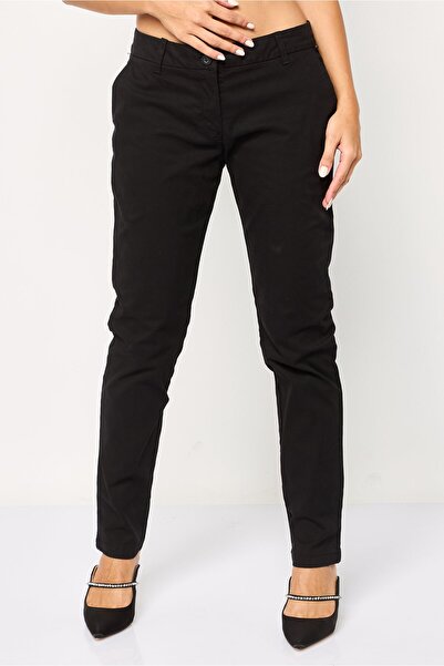 Napapijri بنطلون شينو سادة بقصّة Slim Fit للنساء، أسود