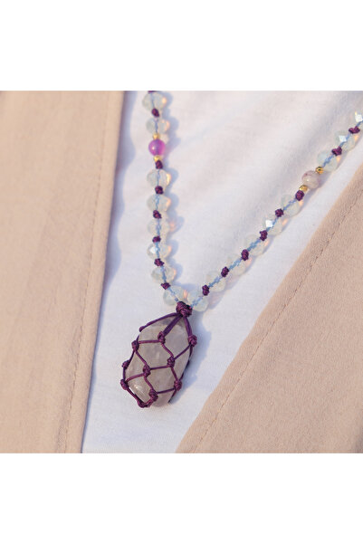 ByFlorya Jewelry قلادة من حجر الأميثيست الطبيعي والكريستال مرصّع بالخرز - تصم...