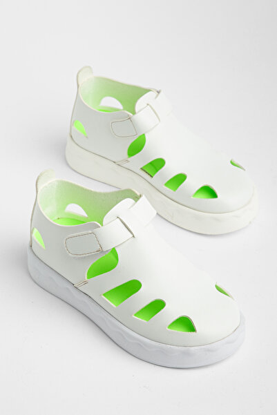 Sabella Moda Boys and Girls Velcro Children's Sandals Non-Slip Underlay Sport...