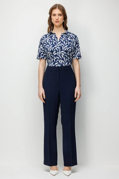 Rain and River بنطلون إيكول عالي الخصر قصة ساق واسعة