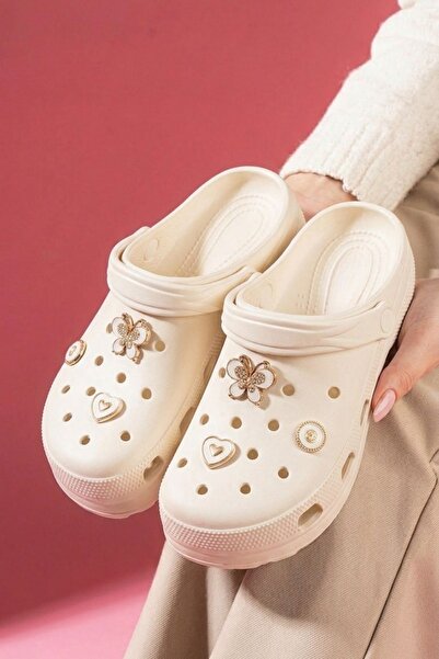 FUGA MODA Ronda Bej Butterfly Heart Accesoriu Perforat, cu fața închisă, pent...