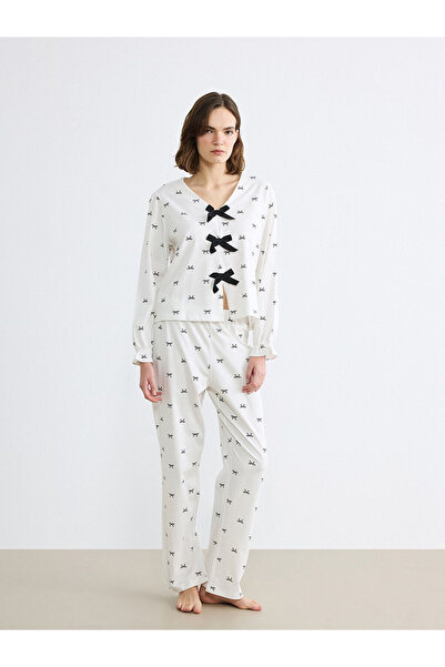 LC Waikiki Özmarka Νέα σεζόν V-Neck Bow Με σχέδιο Γυναικεία Σετ Πιτζάμες