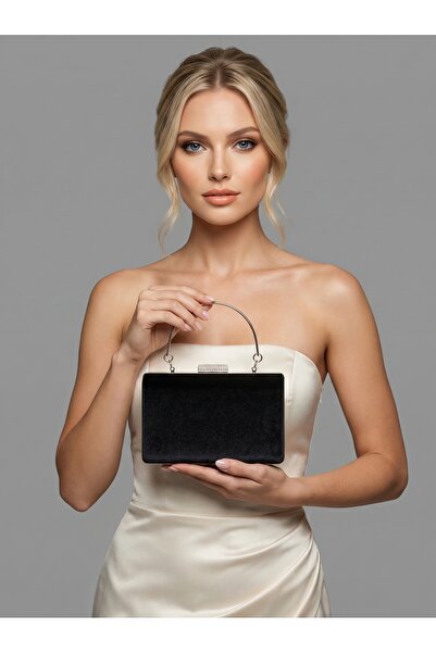 Biçanta Culoare neagră, importată, de lux, K catifea, cu lanț metalic, S cu c...