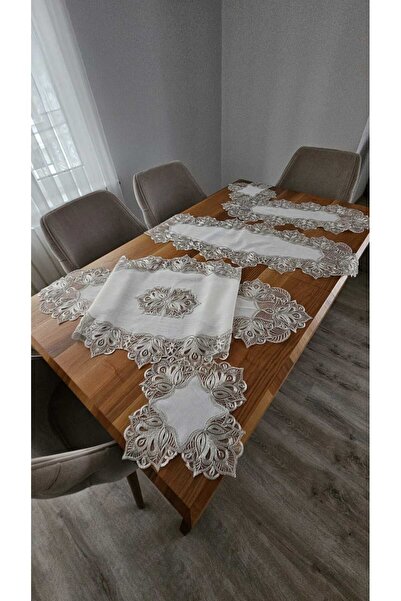 DOLUNAY HOME TEKSTİL أطقم صالون فاخرة من 5 قطع مزينة بالدانتيل على قماش الكتان