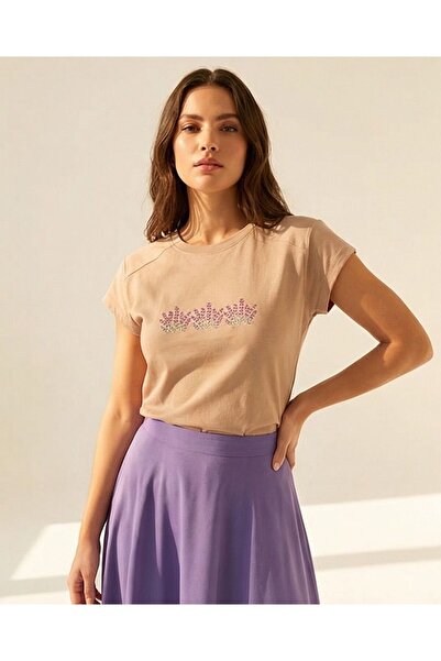 ELIN Concept Store Cotton T-shirt with Lavender Embroidery Beige / S