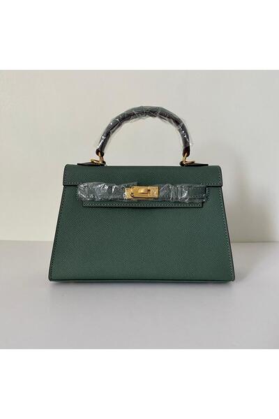 China Women's handbag, size 22, gold lock, Leather