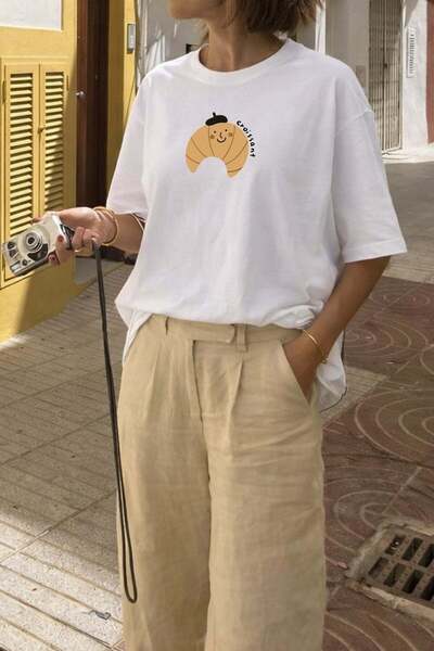 Monila Γυναικείο T-Shirt από ύφασμα Premium Ecru Croissant με τύπωμα oversized