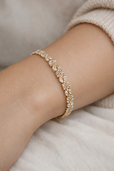 TUTU DESİGN سوار نسائي من الزركون مرصّع بالأحجار بلون ذهبي - مجوهرات أنيقة ور...