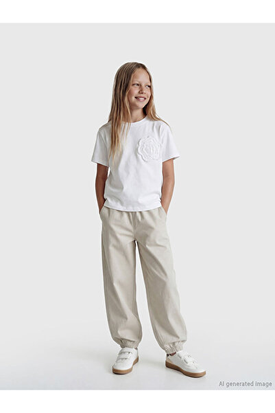 LC Waikiki Rmz Gi̇yi̇m Farkiyla Girl's Jo Jogger Pants Antolon with a Cord on...