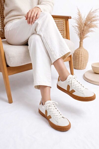 Melinta Shoes ميلينتا للنساء حذاء رياضي