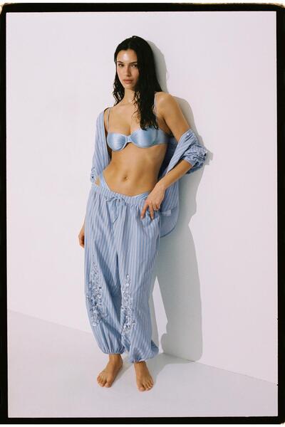 Stradivarius İşlemeli kollu gömlek