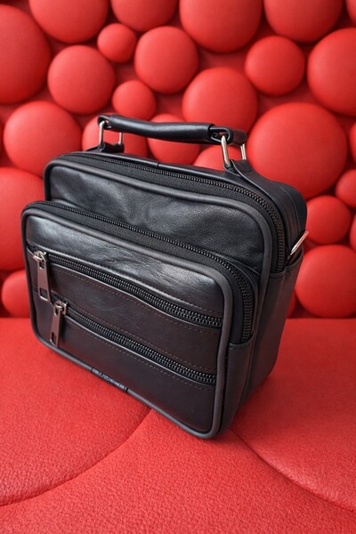 Newish Polo Genuine Leather Postman Handbag Side Small Caseless Model
