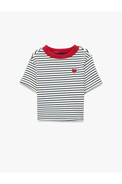 Koton Памучна блуза с къс ръкав, изрязана яка и райета, с бродерия на сърце