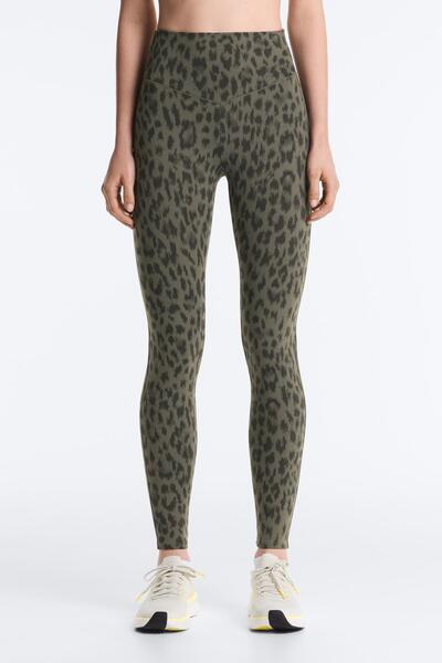 Oysho Evermove leopar desenli yüksek belli bilek hizasında tayt