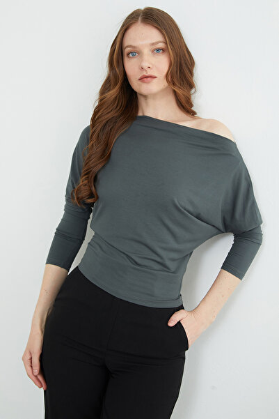 Fulla Moda Basic Kayık Yaka Yarasa Kol Bluz
