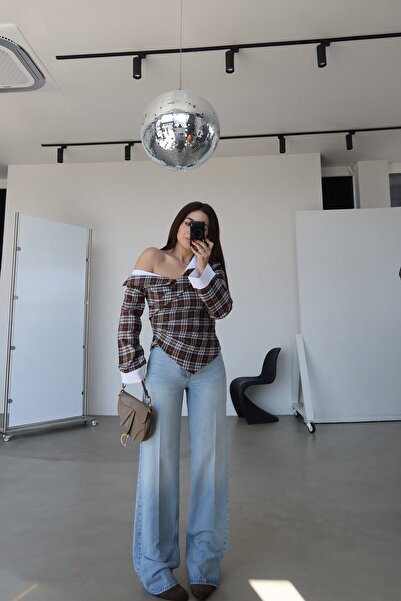 Özge Özgenç Yıkamalı Straight Fit Jean