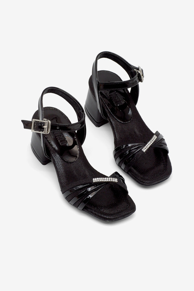 Tonny Black Girl's Black PU Sole Stone Detailed Design Heeled Shoes