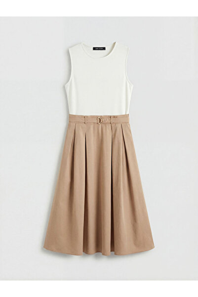 LC Waikiki LCW Vision Εκρού Φόρεμα με Πιέτες και Ζώνη στον Λαιμό