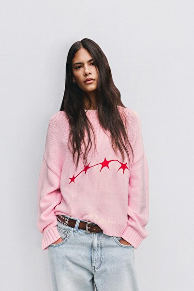 Pull & Bear Yıldız detaylı pembe kazak