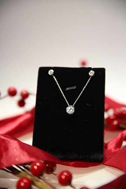 CHARM Crystal Minimal Set – Necklace and Earrings