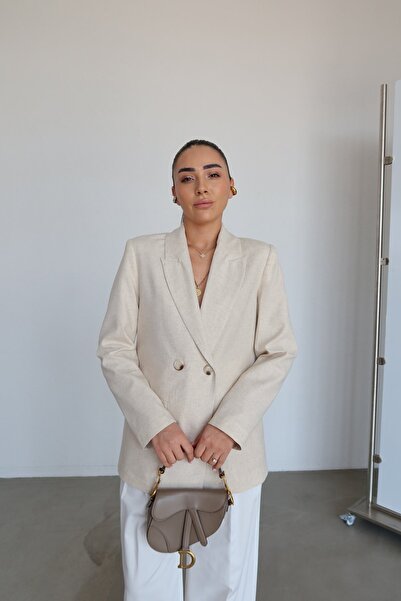 Özge Özgenç Kapak Cepli Blazer Ceket