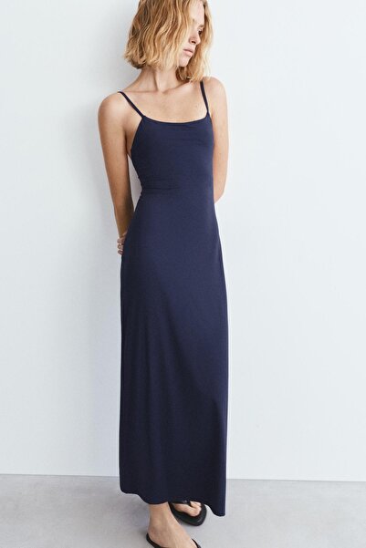 Pull & Bear Askılı poliamid midi elbise