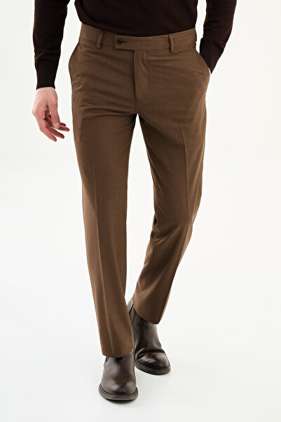 Mcr Pantaloni clasici pentru bărbați Straight slim fit maro deschis - 38346.26Y