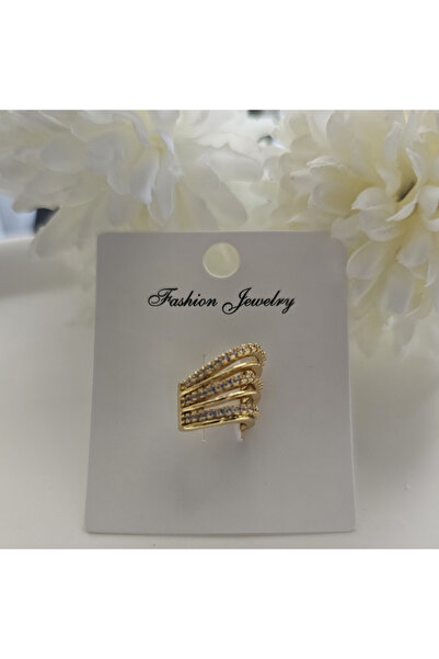 Mercan 3'lü görünümlü çelik kıkırdak küpe