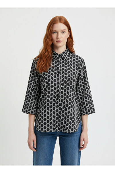 Neden Tekstil Women's Black and White Chain Patterned Short Sleeve Shirt