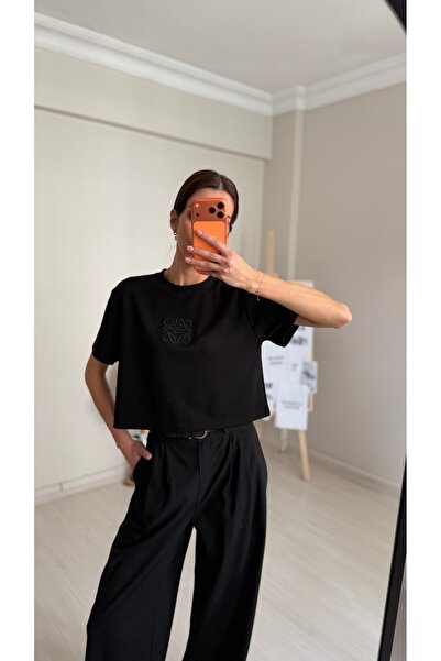 NURCAN KESKİN STORE Loewes Model Black Basic T-Shirt
