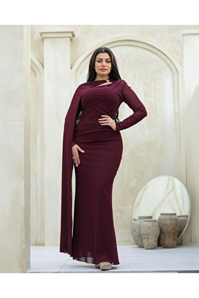 Opera Fashion Long evening dress with an elegant side sash