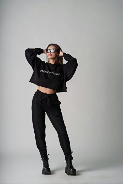 THE CLASSY INK Bluză cu hanorac scurtă și în relief