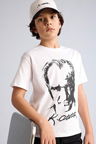 DeFacto Λευκό μπλουζάκι για αγόρι με εμπριμέ Ataturk - λαιμόκοψη, κοντό μανίκ...