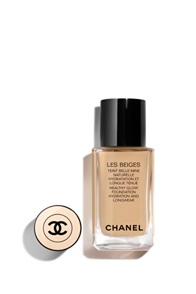 Chanel Les Beiges Foundation That Gives Vitality to the Skin and a Bright, Na...
