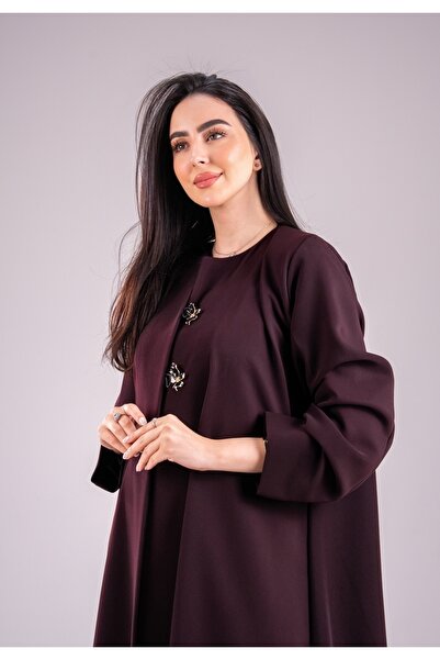 Moon كريب اندنوسي -لون عنابي بقصة رسمية وتزيين بزرار