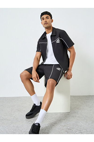 Take Two By Styli Men Black Graphic Zip-Up Jacket and Shorts Co-Ords