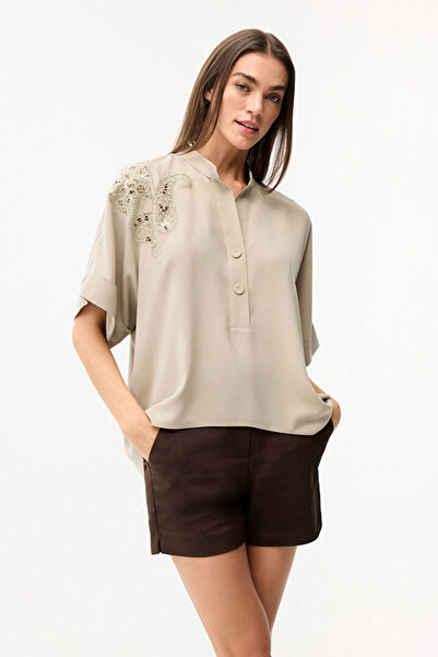 Love My Body Nakış Detaylı Kısa Kollu Bluz