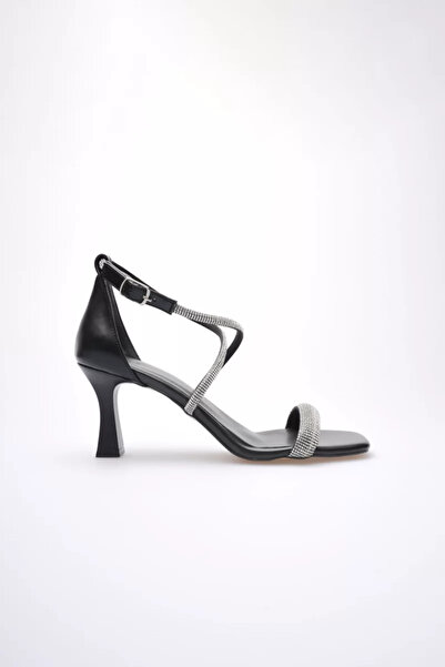 Belinora Μαύρα γυναικεία πέδιλα με τακούνι TR12MY03A